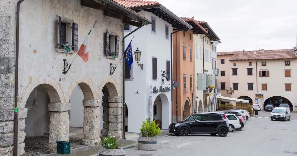 Casa Del Trecento E Il Bersagliere San Daniele Del Friuli